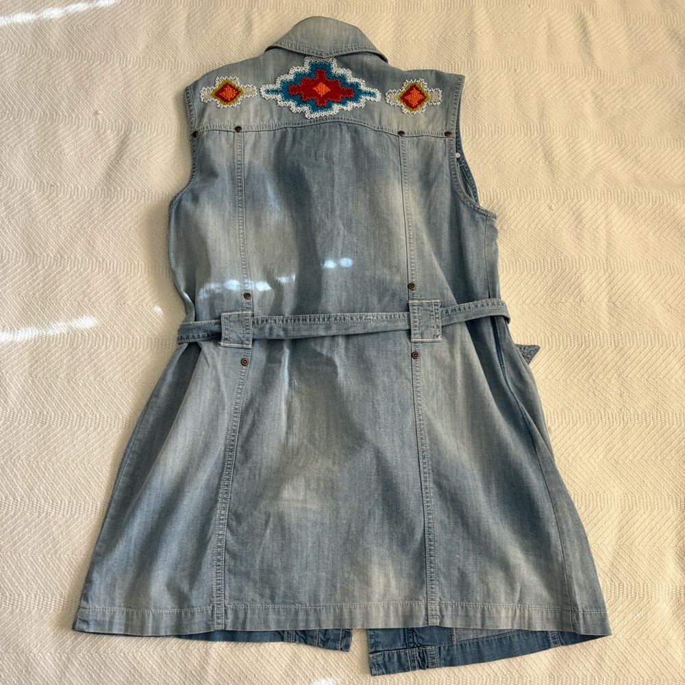 Double D Ranch Light Blue Denim Embroidered Sleeveless Shirt Dress - Picture 4 of 9